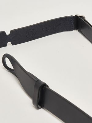 3. Herren-Gürtel No Buckle Bull aus Leder Blau