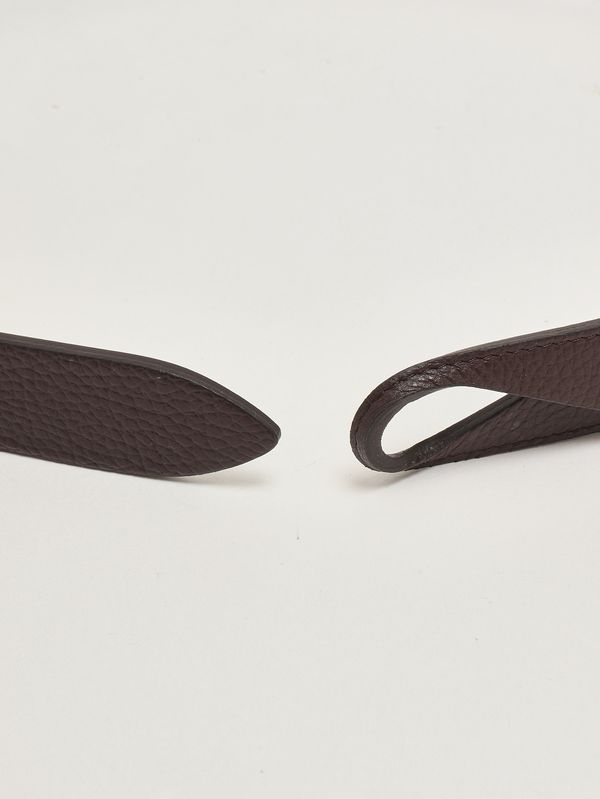 2. Cinturón de hombre No Buckle Micron de piel martillada Ébano Orciani nb0039mic