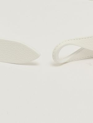 2. Men's No Buckle Micron hammered leather belt White