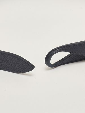 2. Men's No Buckle Micron hammered leather belt Navy