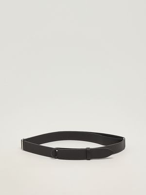 1. Cinturón de hombre No Buckle Micron de piel martillada Negro