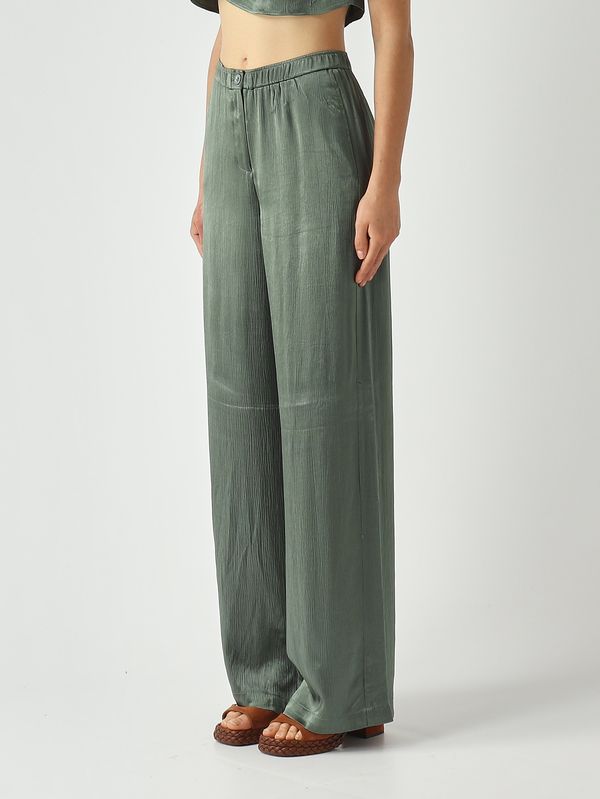 3. Pantalón de mujer de viscosa Salvia Nenette elien