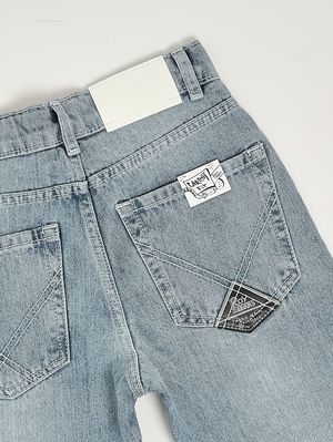 3. Vaqueros de niño en denim de algodón Denim claro