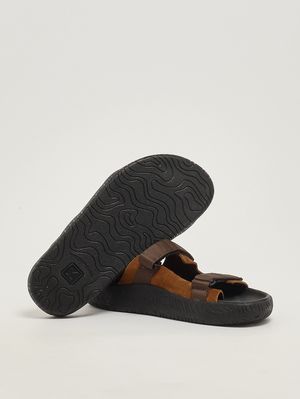 4. Herren-Sandale Arpoador aus Wildleder Cognac