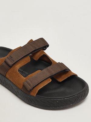 5. Herren-Sandale Arpoador aus Wildleder Cognac