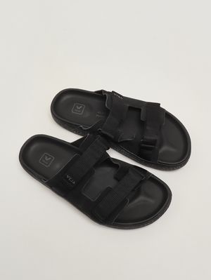 2. Sandalo uomo Arpoador in suede Nero
