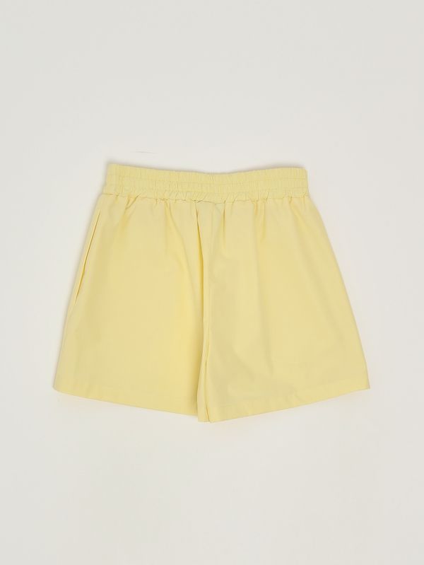 2. Pantalón corto de algodón para niña Amarillo Fendi jff397aexz