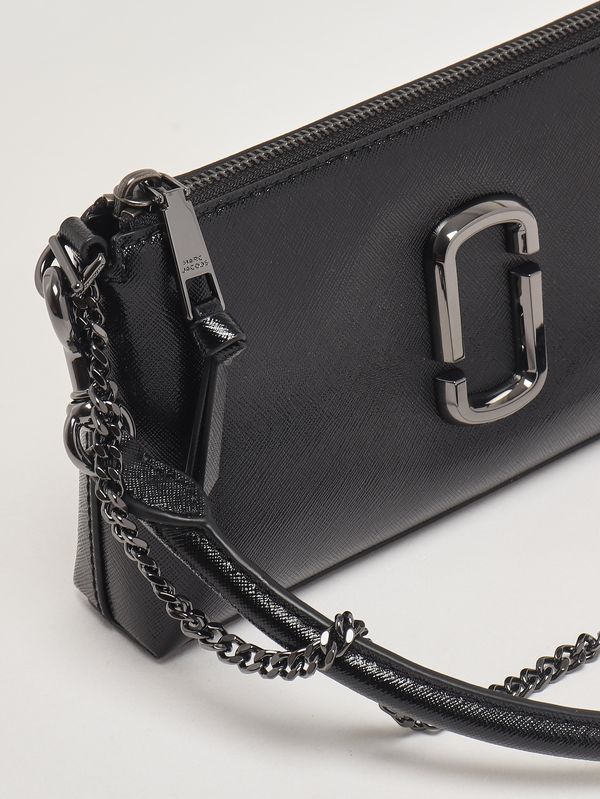 5. Compact Saffiano leather pouch with versatile shoulder strap Black Marc Jacobs 2p5smn015s02