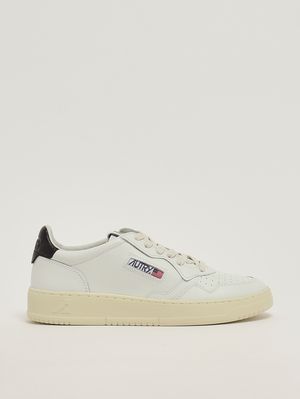 1. Sneakers donna Medalist Low in pelle Bianco-Nero