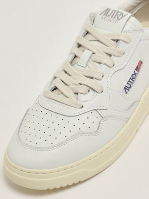 5. Sneakers uomo Medalist Low in pelle Bianco-Beige