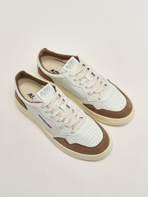 2. Sneakers uomo Medalist Low in pelle liscia e suede Bianco-Marrone
