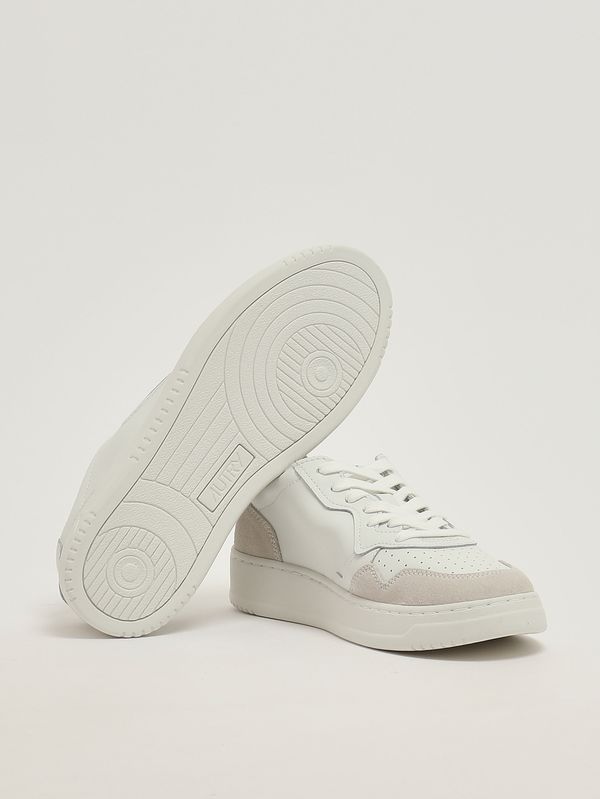 4. Sneakers uomo Medalist Low in pelle liscia e suede Bianco-Beige Autry aulmls30