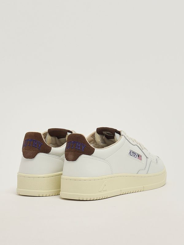 3. Sneakers uomo Medalist Low in pelle Bianco-Cioccolato Autry aulmhj03