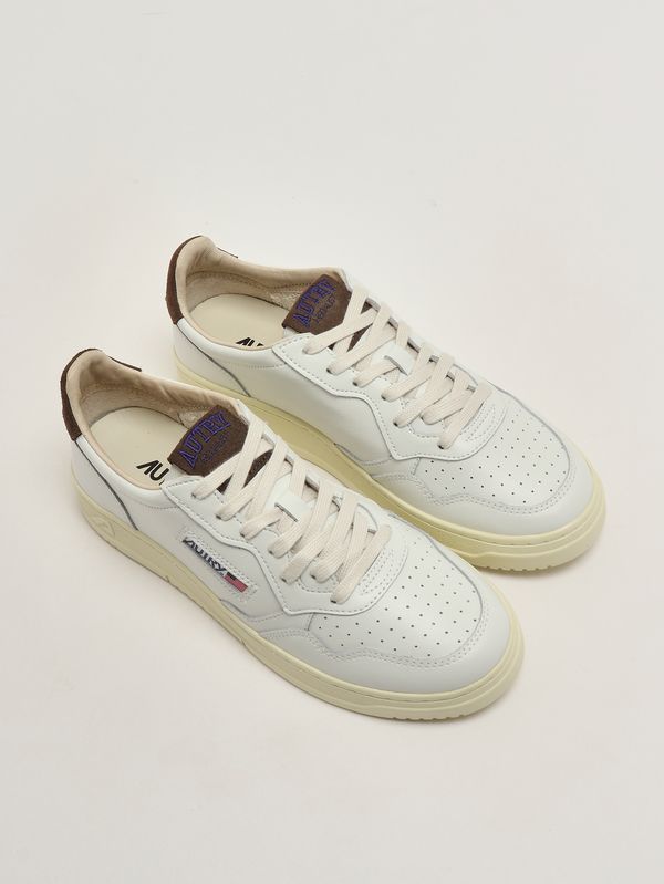 2. Sneakers uomo Medalist Low in pelle Bianco-Cioccolato Autry aulmhj03