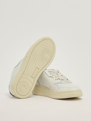 4. Sneakers donna Medalist Low in pelle White