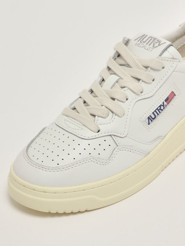 5. Sneakers donna Medalist Low in pelle White-Pink Autry aulwll16