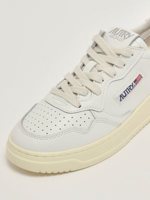 5. Sneakers donna Medalist Low in pelle White-Pink