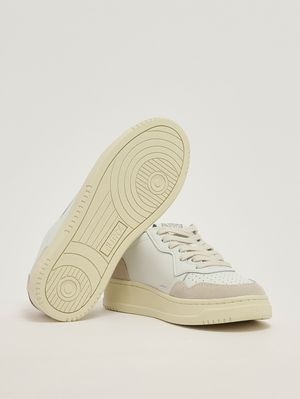 4. Sneakers donna Medalist Low in pelle liscia e suede White-Powder Pink
