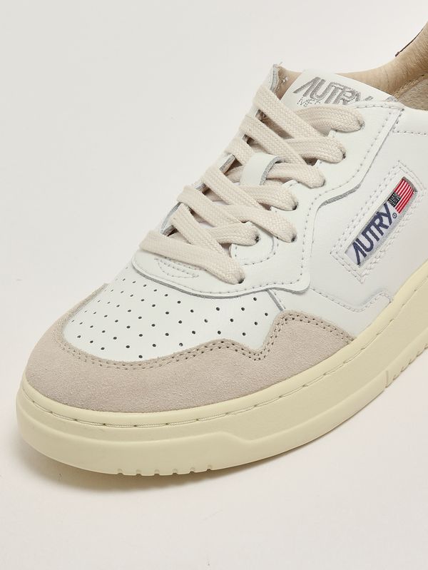 5. Sneakers donna Medalist Low in pelle liscia e suede White-Fig Autry aulwls18
