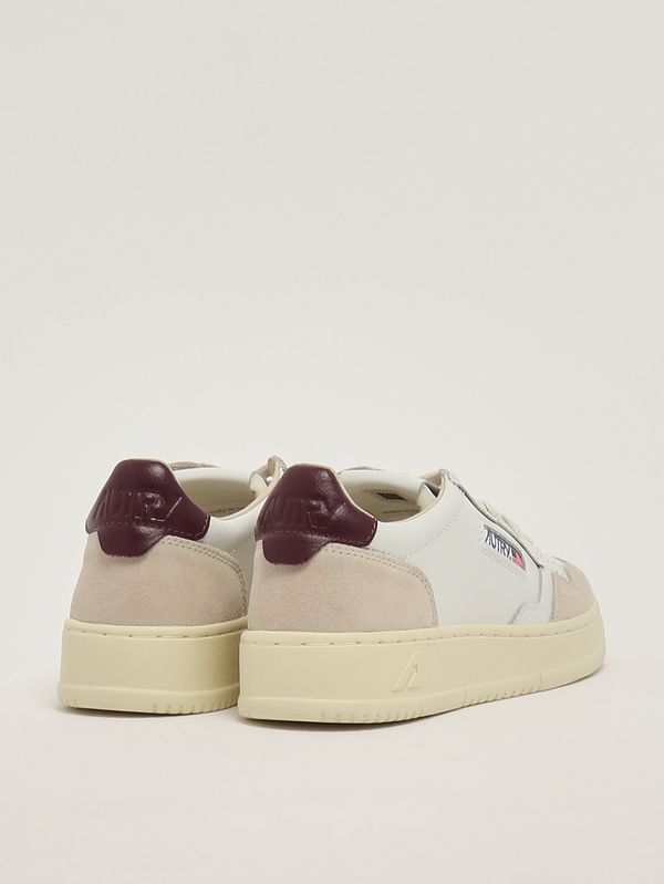 3. Sneakers donna Medalist Low in pelle liscia e suede White-Fig Autry aulwls18