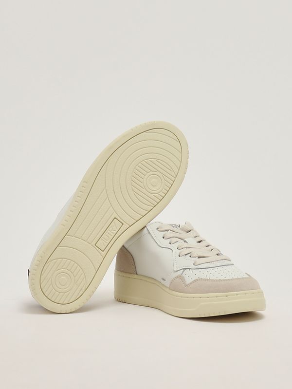 4. Sneakers donna Medalist Low in pelle liscia e suede White-Fig Autry aulwls18