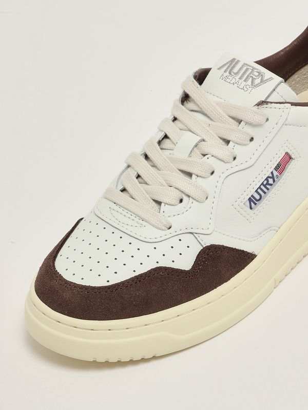 5. Sneakers donna Medalist Low in pelle suede White-Mogano Autry aulwft19