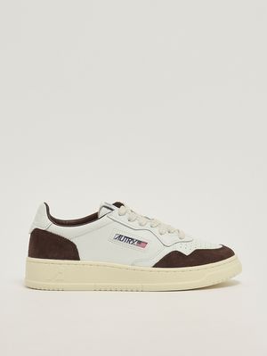 1. Sneakers donna Medalist Low in pelle suede White-Mogano