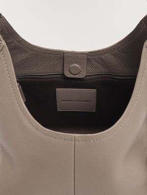 3. Sac femme The Sack Bag en cuir Ciment