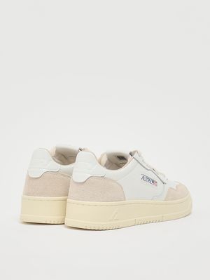 3. Baskets Medalist Low avec détails en daim et bout perforé Blanc