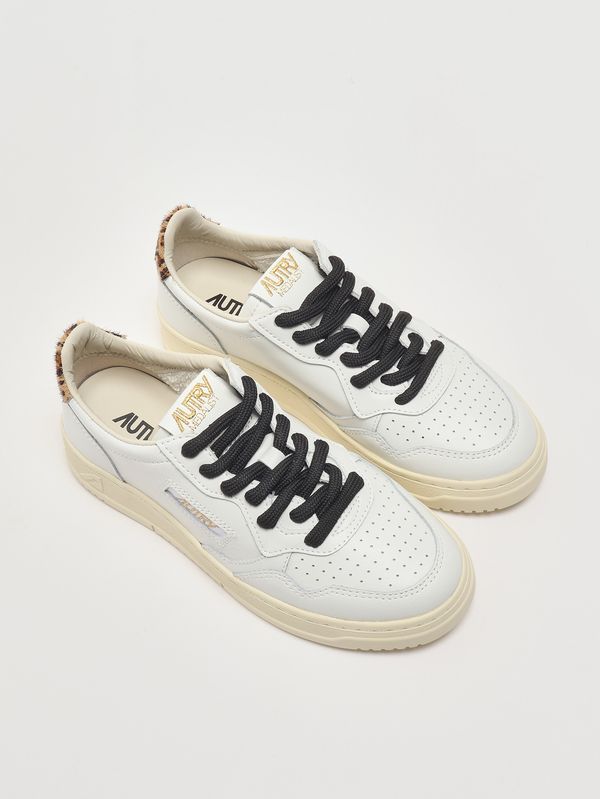 2. Baskets Medalist Low avec détails animaliers White-Leopard Autry aulwoc02