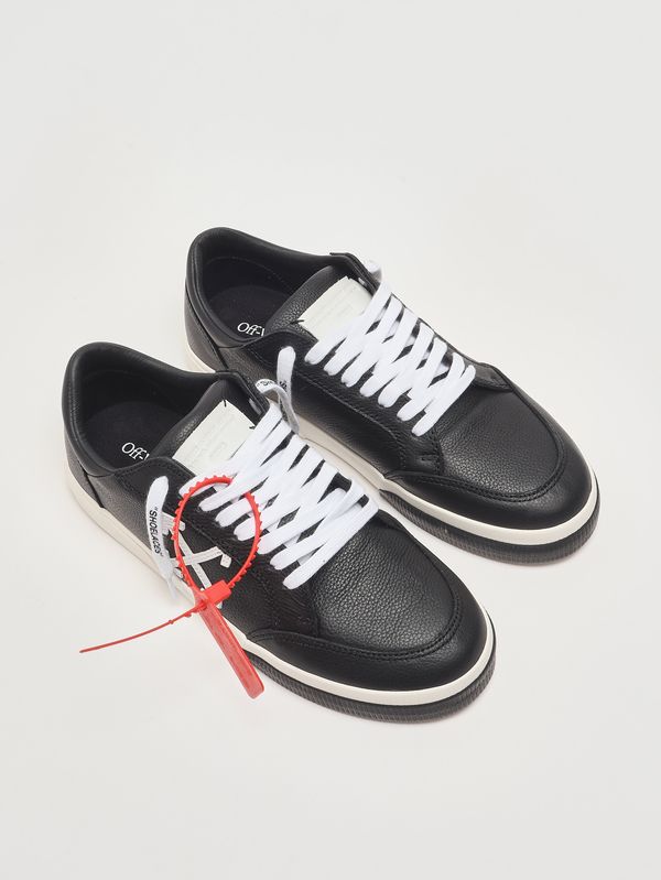 2. Vulc Low-Top-Sneaker für Herren mit Pfeilmuster Schwarz Off-White omia293c99lea002