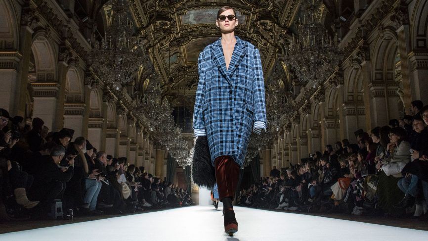 Risultati immagini per PARIS FASHION WEEK